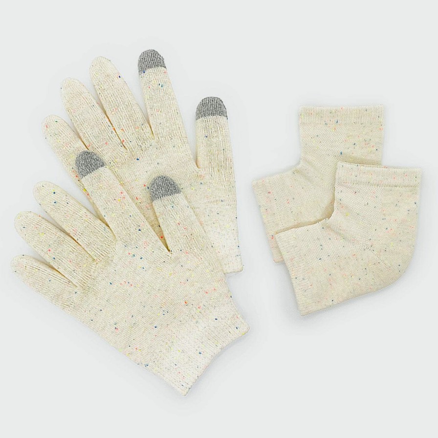 Cleanse Kitsch | Moisturizing Socks & Gloves Bundle